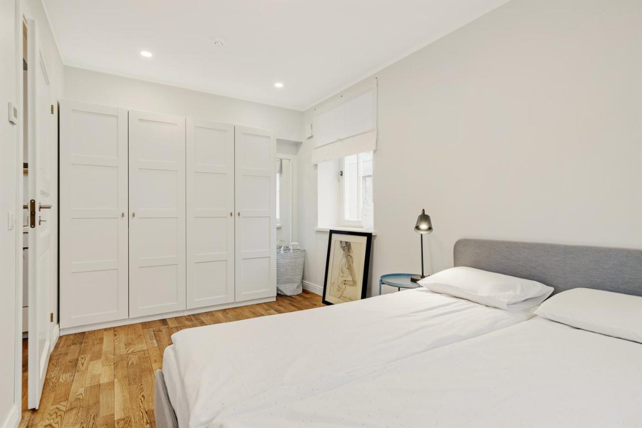Apartamento Charming 1Br In Superb Location, Free Parking & Wi-Fi Tallin Exterior foto