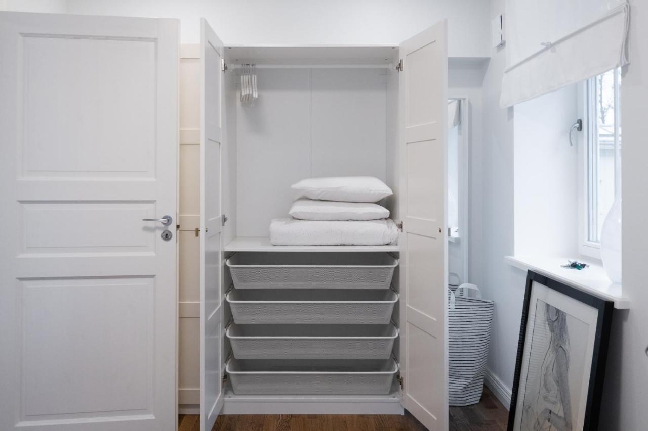 Apartamento Charming 1Br In Superb Location, Free Parking & Wi-Fi Tallin Exterior foto